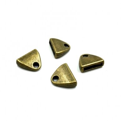 15x13x5mm žalvario sp. kepurėlės, 7vnt.