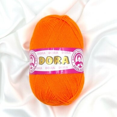 Madame Tricote Paris Dora siūlai, oranžinės sp. 100g